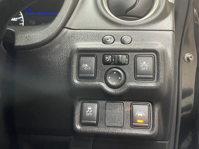 NISSAN NOTE 2016 Image 31