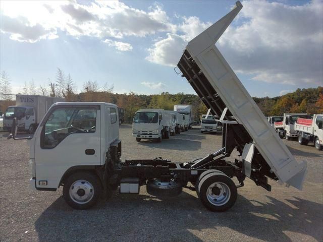 ISUZU ELF 2017 Image 31