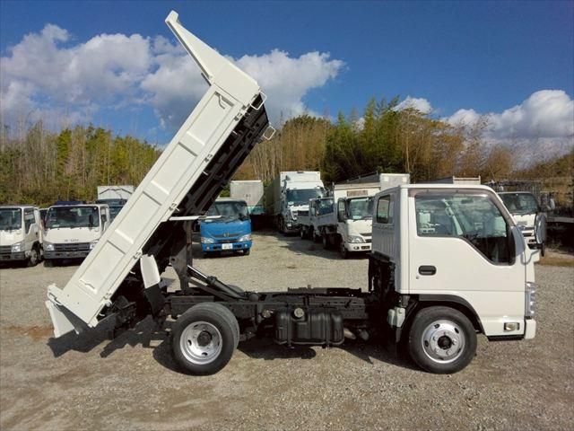 ISUZU ELF 2017 Image 31