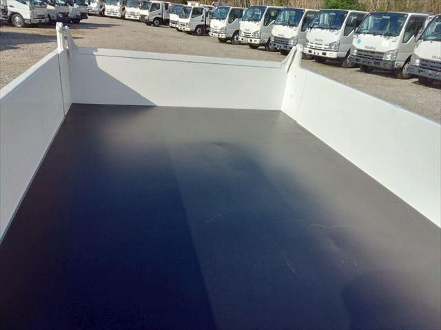 ISUZU ELF 2017 Image 31