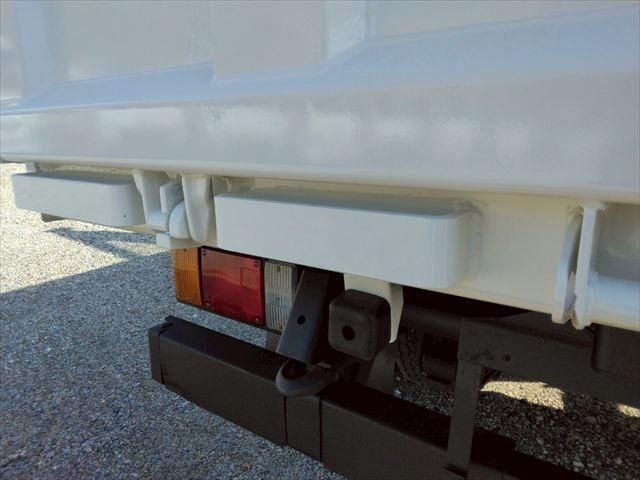 ISUZU ELF 2017 Image 31