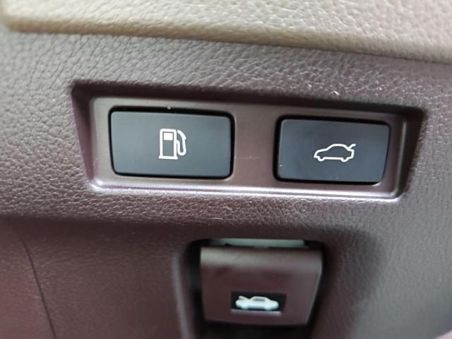 TOYOTA LEXUS ES300H 2021 Image 31