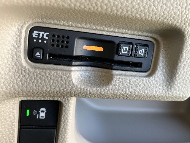 HONDA N BOX 2017 Image 31