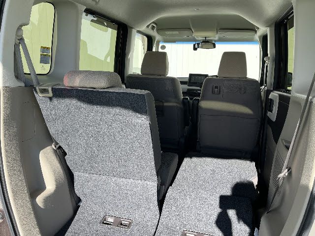 HONDA N BOX 2017 Image 31