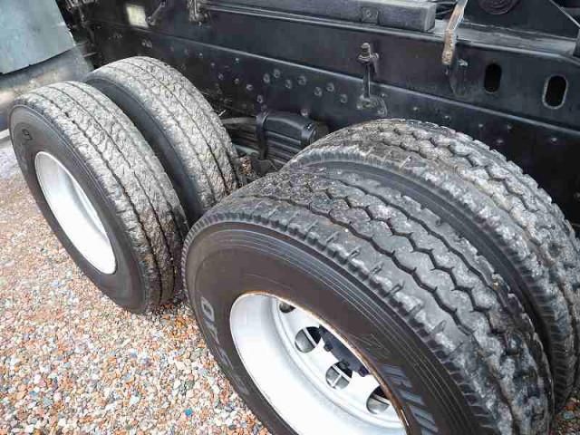 MITSUBISHI FUSOU SUPER GREAT 2014 Image 31