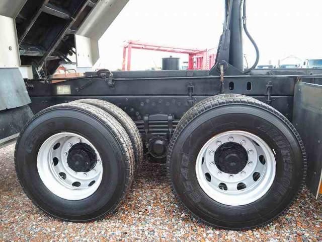 MITSUBISHI FUSOU SUPER GREAT 2014 Image 31