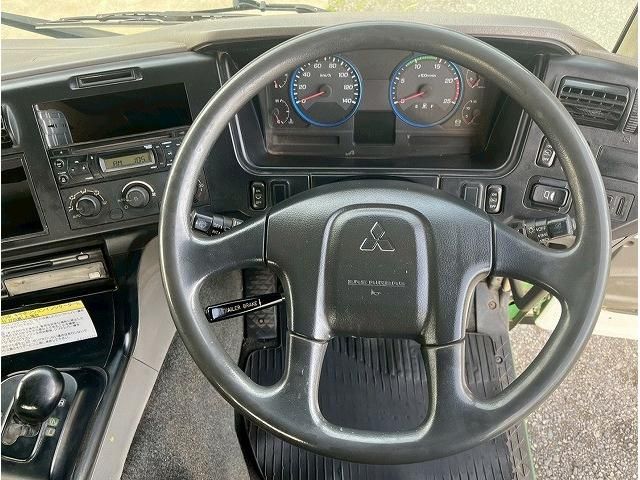 MITSUBISHI FUSOU SUPER GREAT 2015 Image 31