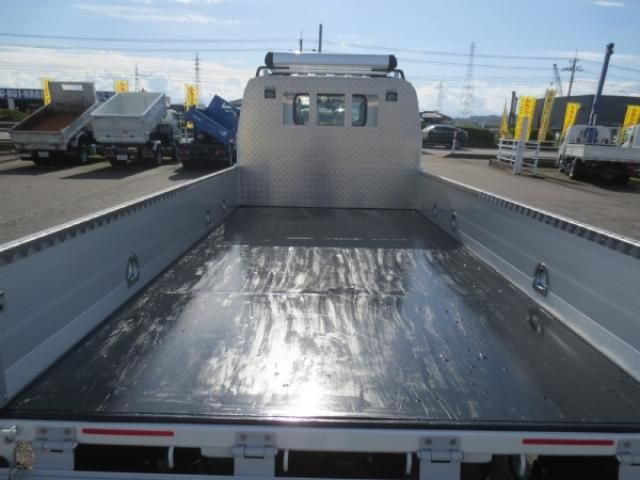 ISUZU ELF 2024 Image 31