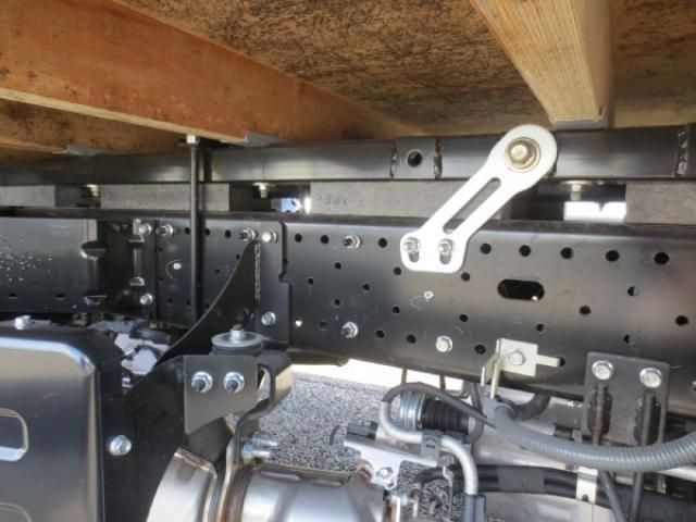 ISUZU ELF 2024 Image 31