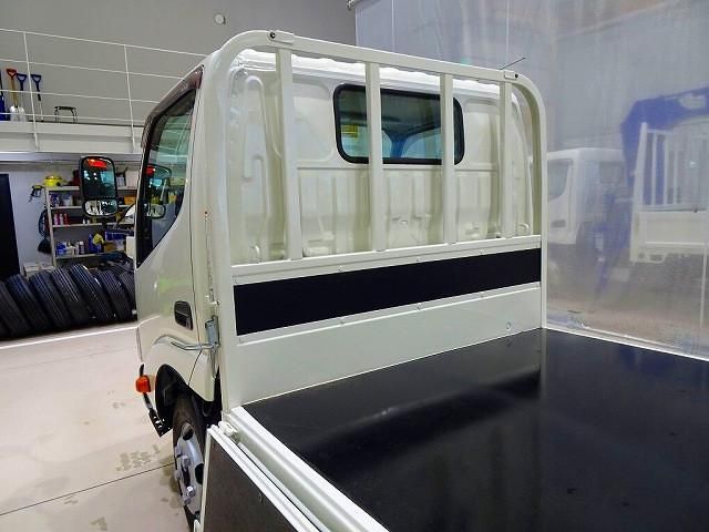 HINO DUTRO 2017 Image 31