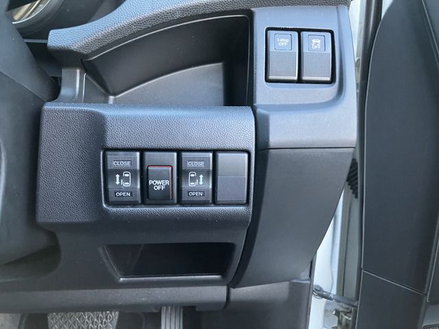 MAZDA PREMACY 2011 Image 31