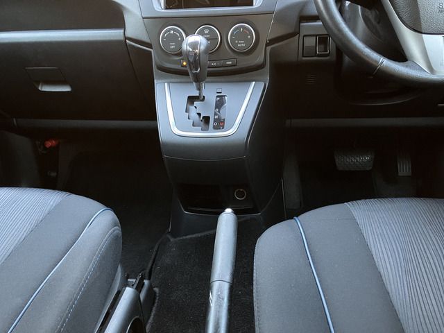 MAZDA PREMACY 2011 Image 31