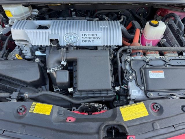 TOYOTA PRIUS 2013 Image 31