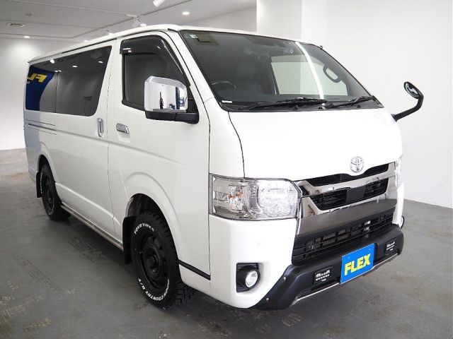 TOYOTA HIACE VAN 4WD 2021 Image 31