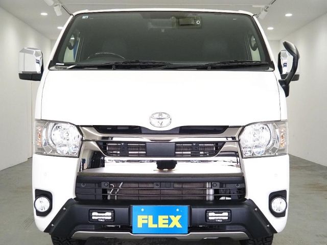 TOYOTA HIACE VAN 4WD 2021 Image 31