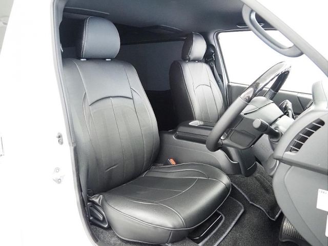 TOYOTA HIACE VAN 4WD 2021 Image 31