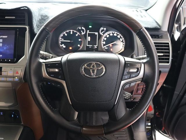 TOYOTA LANDCRUISER PRADO 2021 Image 31