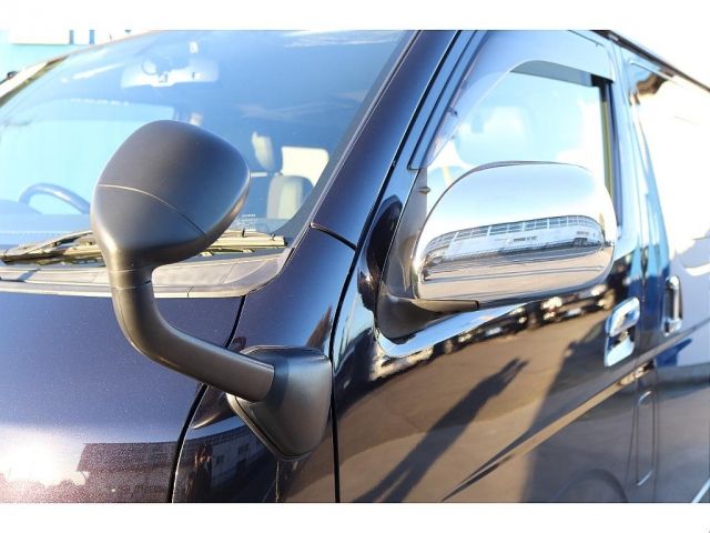 TOYOTA HIACE VAN 2WD 2016 Image 31