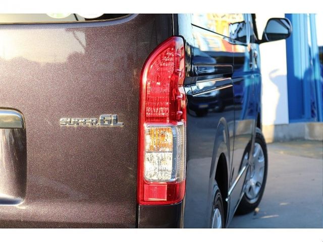 TOYOTA HIACE VAN 2WD 2016 Image 31