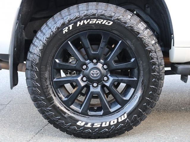 TOYOTA LANDCRUISER PRADO 2023 Image 31