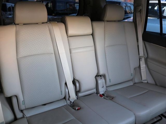 TOYOTA LANDCRUISER PRADO 2023 Image 31