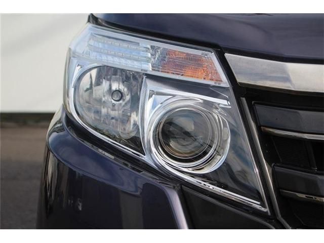 TOYOTA NOAH 2016 Image 31