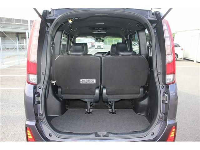 TOYOTA NOAH 2016 Image 31