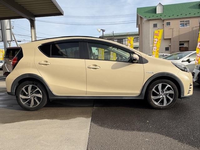 TOYOTA AQUA 2017 Image 31