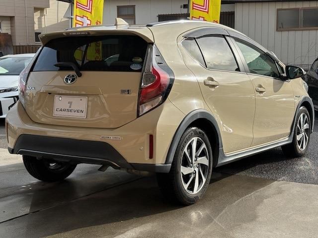 TOYOTA AQUA 2017 Image 31