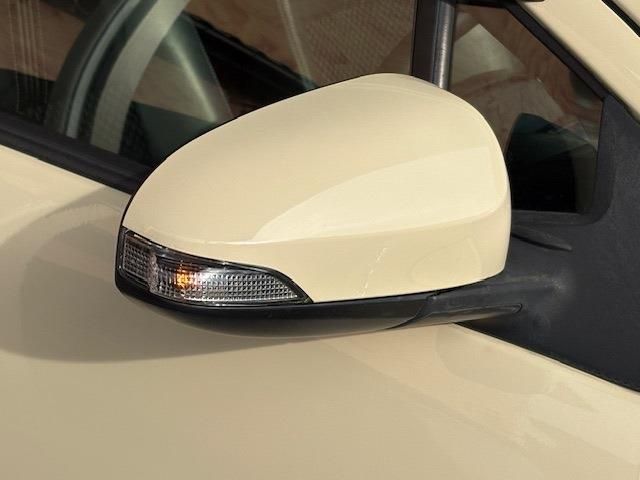 TOYOTA AQUA 2017 Image 31