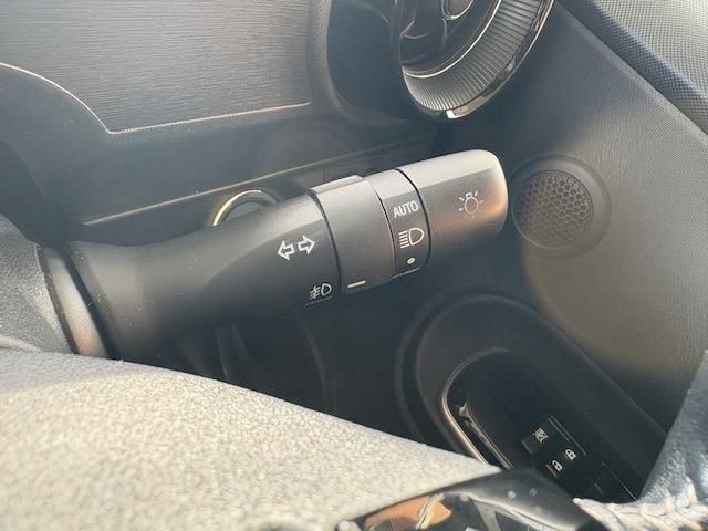 TOYOTA AQUA 2017 Image 31