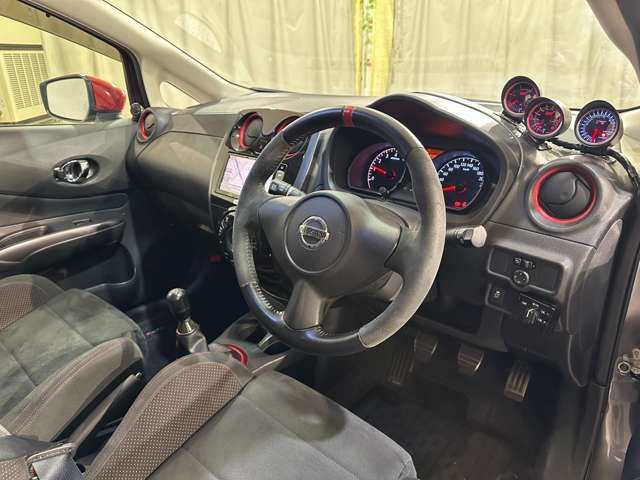 NISSAN NOTE 2015 Image 31