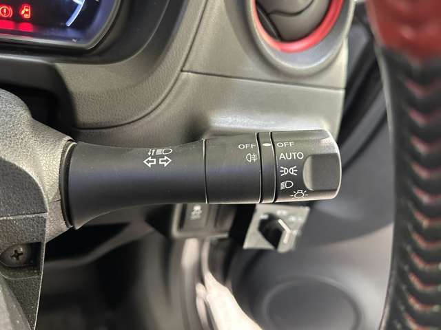 NISSAN NOTE 2015 Image 31