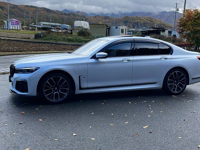BMW 7SERIES 2020 Image 31