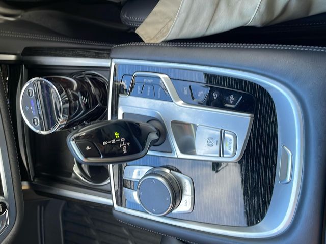 BMW 7SERIES 2020 Image 31