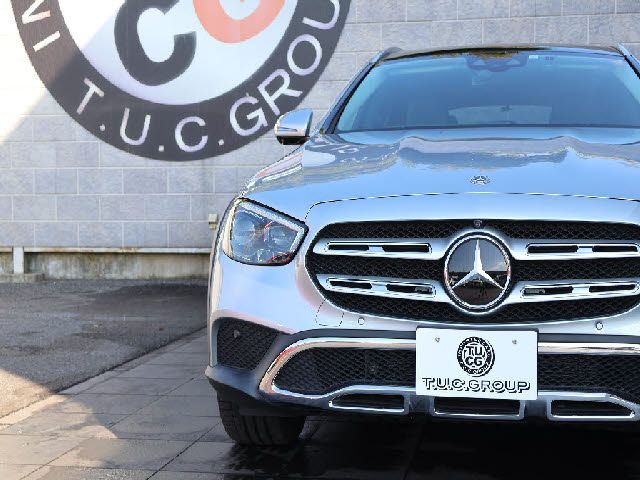 MERCEDES BENZ E CLAS 2023 Image 31