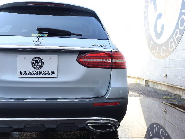 MERCEDES BENZ E CLAS 2023 Image 31