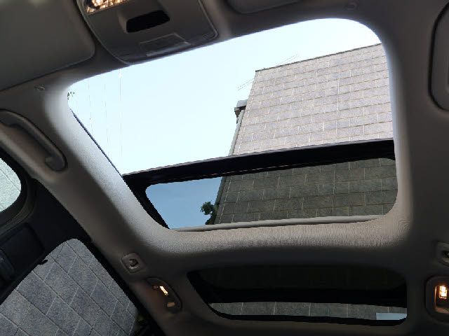 MERCEDES BENZ E CLAS 2023 Image 31