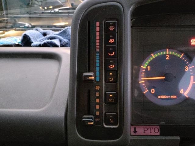 HINO RANGER 1997 Image 31