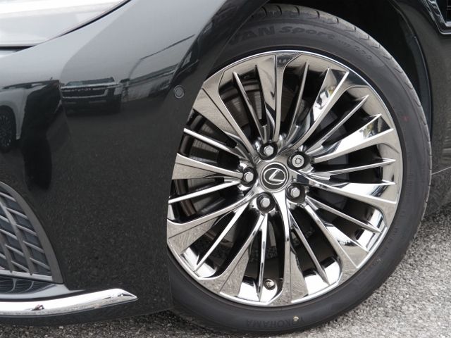 TOYOTA LEXUS LS500H 4WD 2021 Image 31