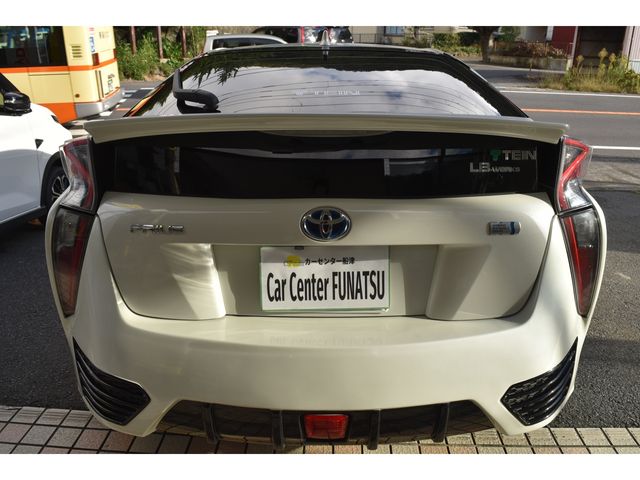 TOYOTA PRIUS 2016 Image 31
