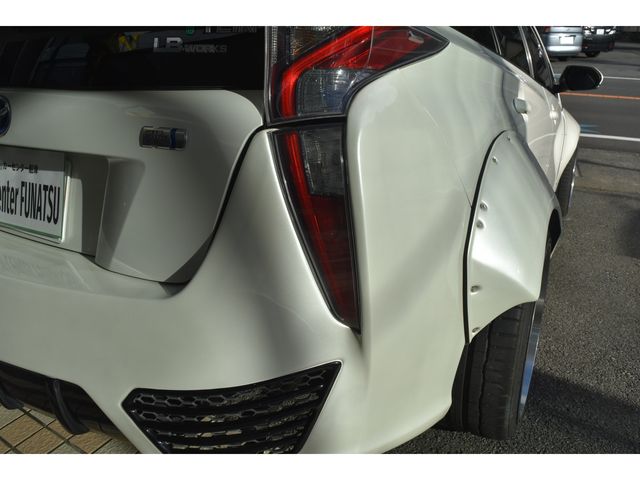 TOYOTA PRIUS 2016 Image 31