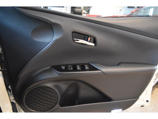 TOYOTA PRIUS 2016 Image 31