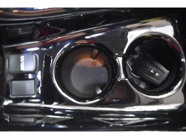 TOYOTA PRIUS 2016 Image 31