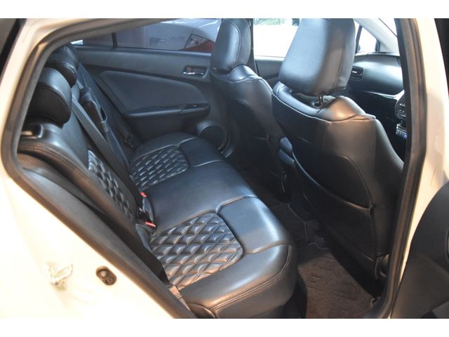 TOYOTA PRIUS 2016 Image 31