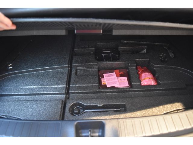 TOYOTA PRIUS 2016 Image 31