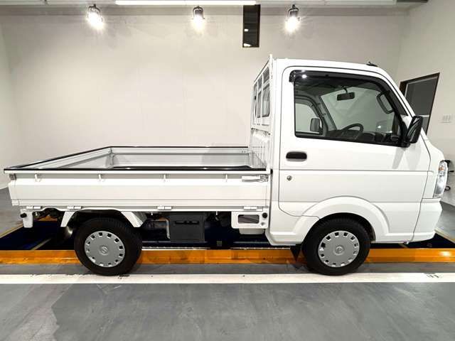NISSAN NT100 CLIPPER 4WD 2015 Image 31