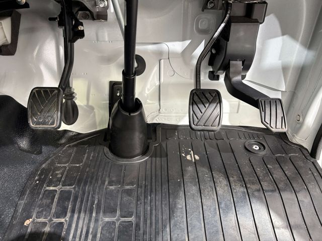 NISSAN NT100 CLIPPER 4WD 2015 Image 31