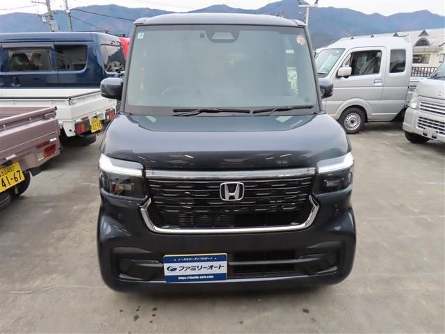 HONDA N BOX CUSTOM 2025 Image 31