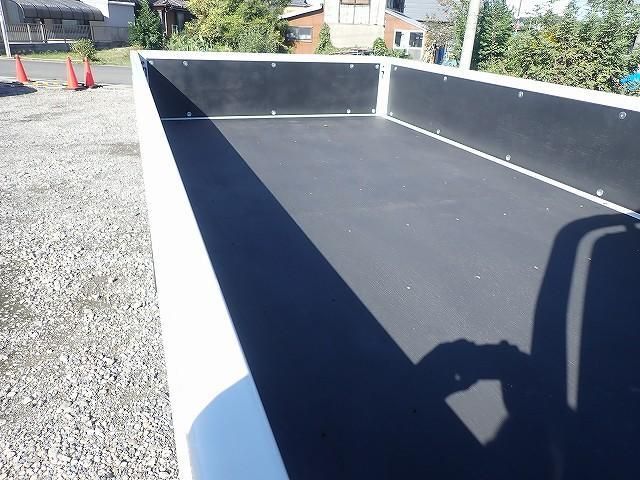 MITSUBISHI CANTER 2025 Image 31